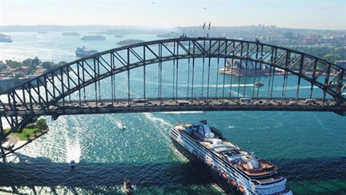 Cruise Ships Sydney Harbour Not Hero