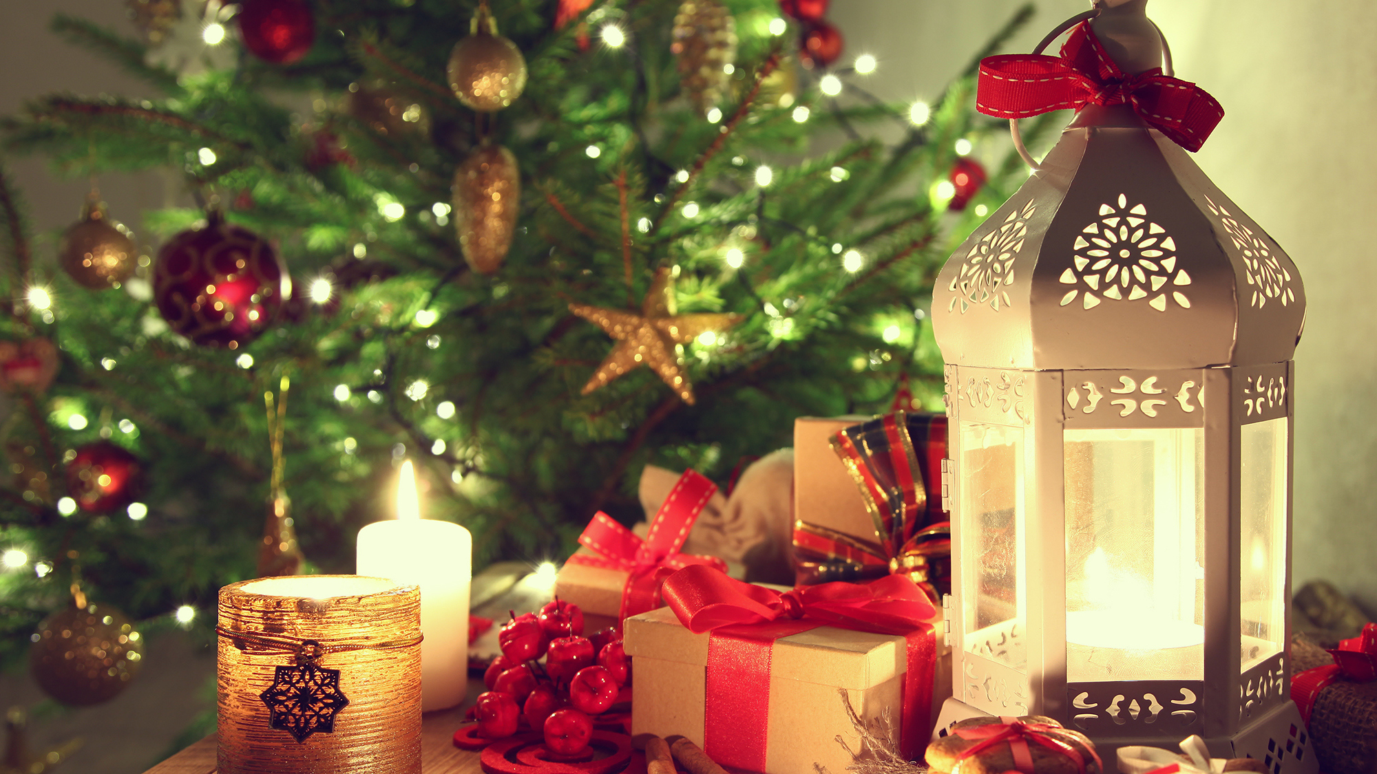 Tips for saving energy at home this Christmas | OverSixty