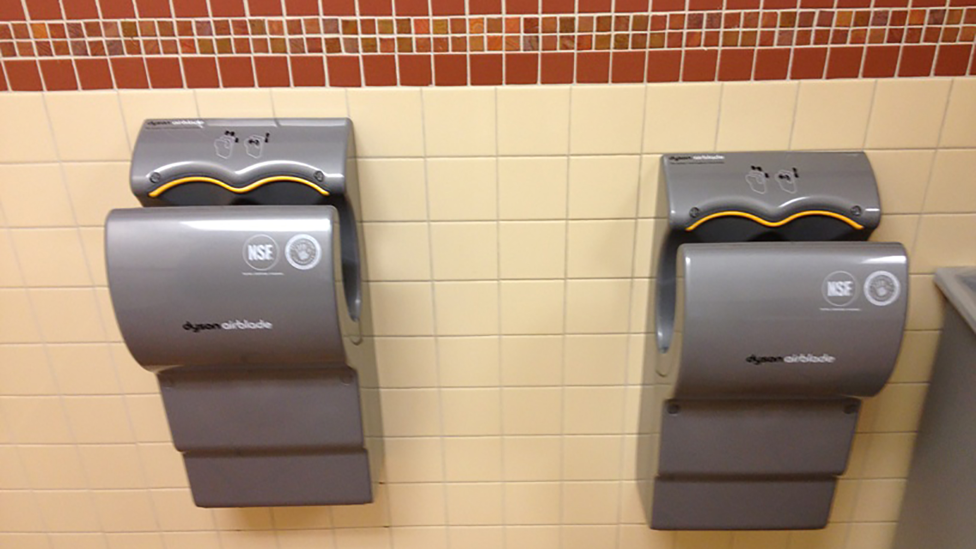 Jetair hand dryer spreads 1,300 times more germs than paper towels