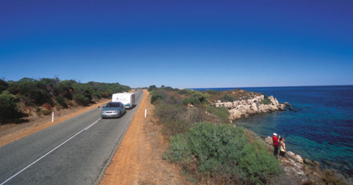can indian tourist drive in australia