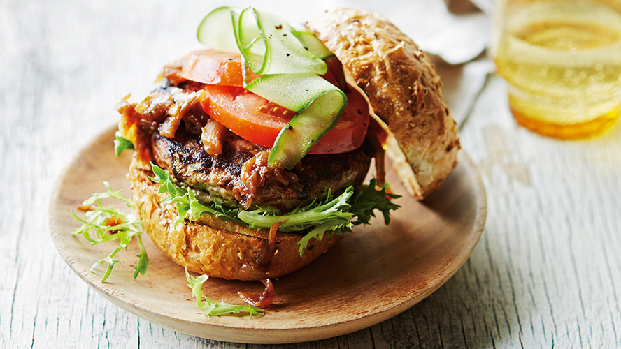 Turkey and sage burgers with onion and fennel relish | OverSixty