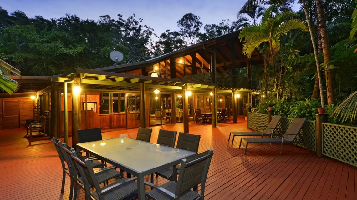 6 Perfect Queensland Airbnb Properties | OverSixty