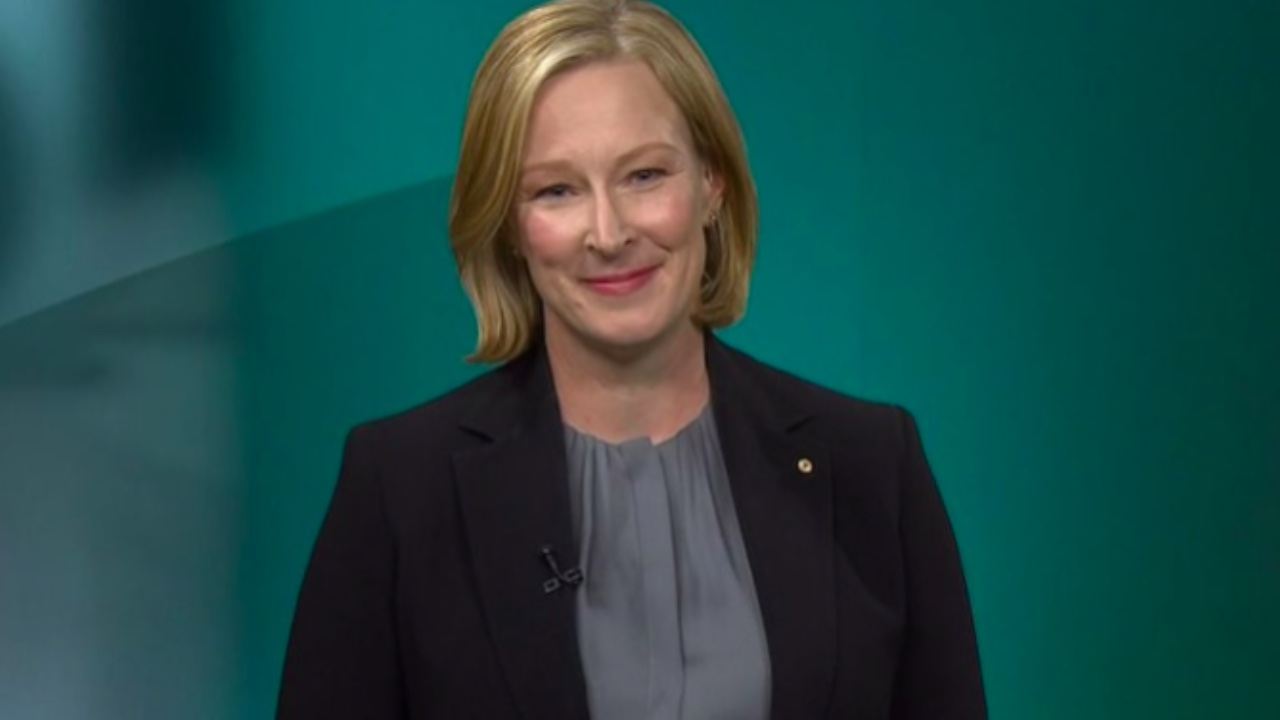 Leigh Sales' emotional on-air announcement