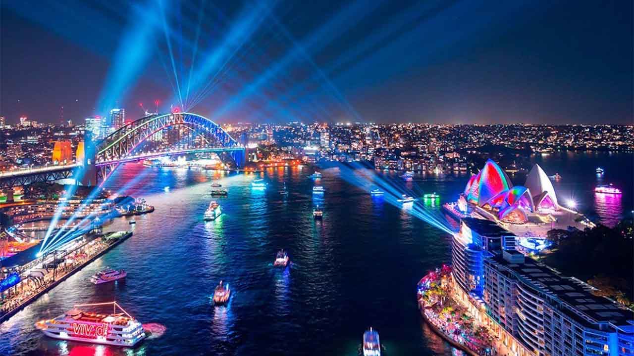 See the Aussie and Kiwi cities that stun by night