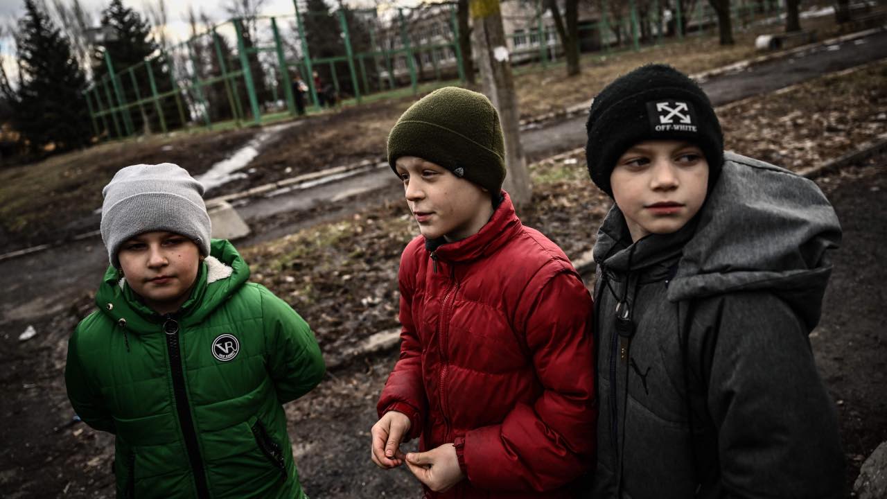 The heart-breaking way Ukrainian parents are keeping their kids safe