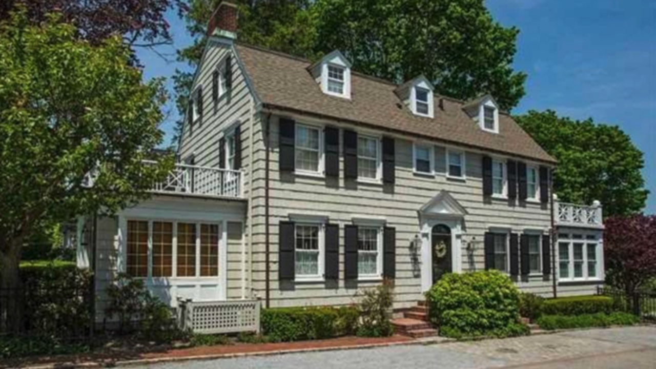 The gruesome past of the Amityville Horror house