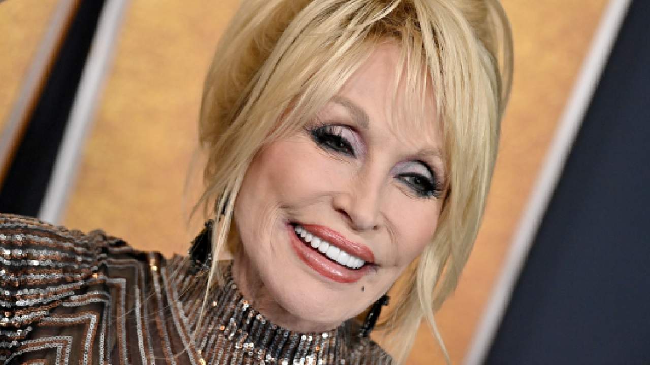 "Not worthy": Dolly Parton bows out of major award