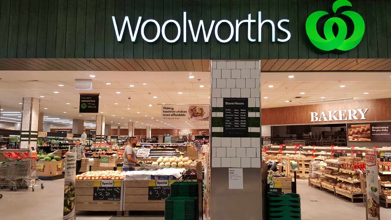 "This is horrible": Woolies worker calls out most hated habit