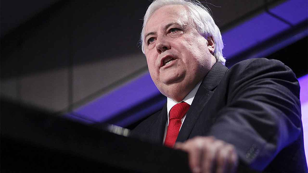 Clive Palmer in more hot water over Hitler Mercedes furore