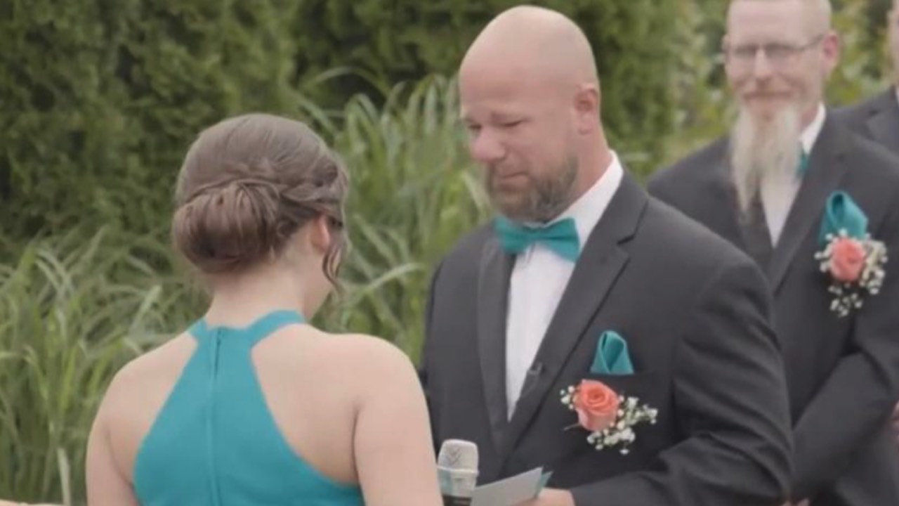 Groom moved to tears by step-daughter's emotional declaration