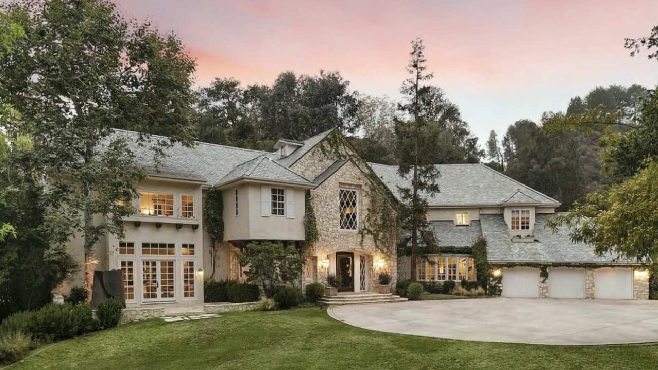 Reese Witherspoon's lavish estate up for grabs