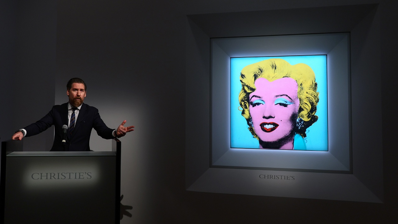 Warhol’s bullet-riddled Marilyn Monroe sets new record