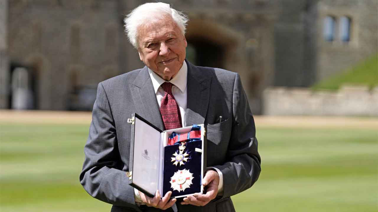Sir David Attenborough receives unique honour