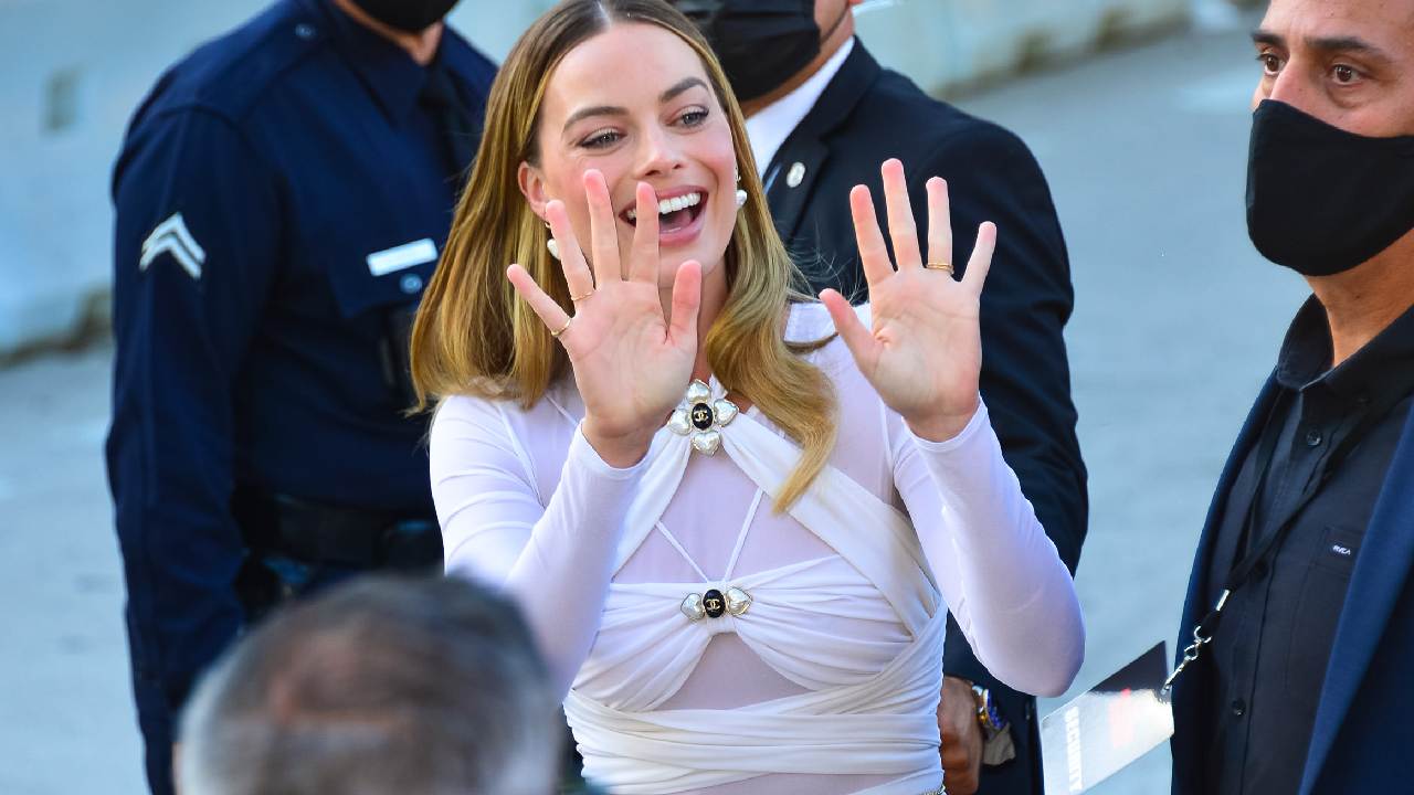 Margot Robbie to star in the highly anticipated Neighbours finale
