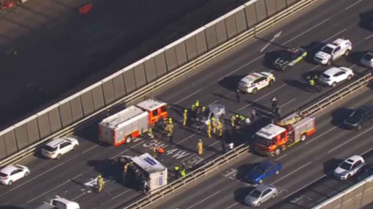 Man “driving like a madman” causes shocking crash on Melbourne bridge