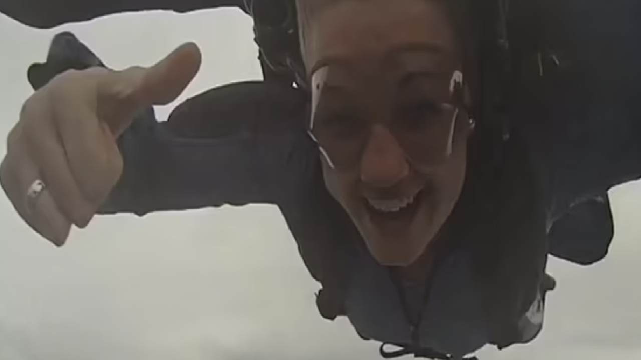 "10 seconds left to live": Skydive survivor recalls horror moment
