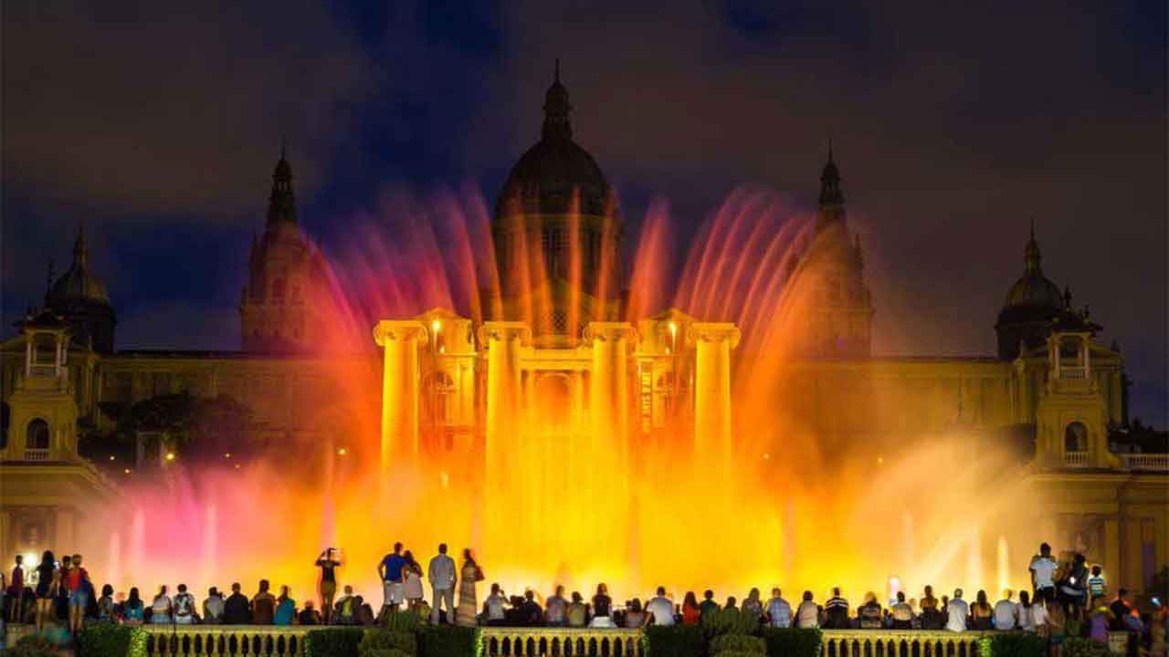 10 beautiful fountains around the world (besides Trevi)
