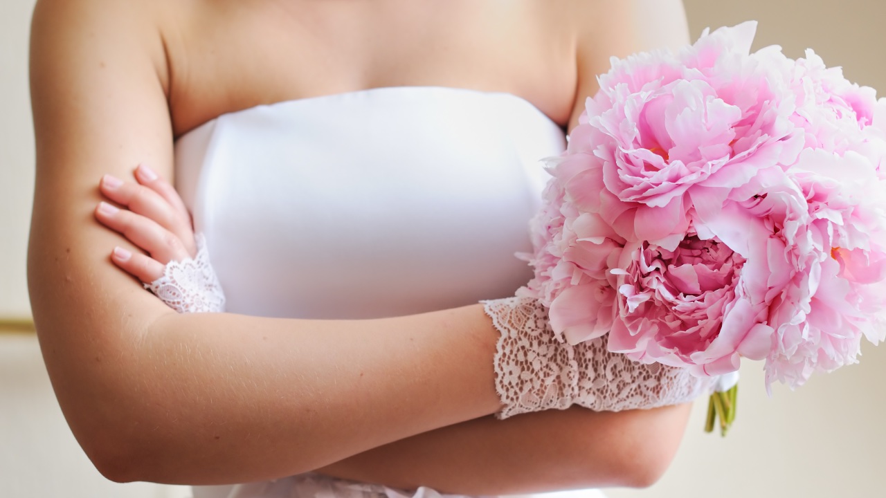 Grieving stepdad slams new bride after "delusional" request