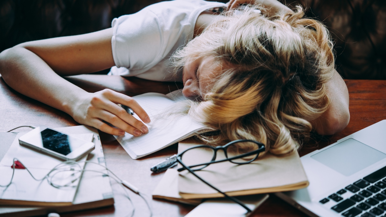 Procrastinating is linked to health and career problems – but there are things you can do to stop
