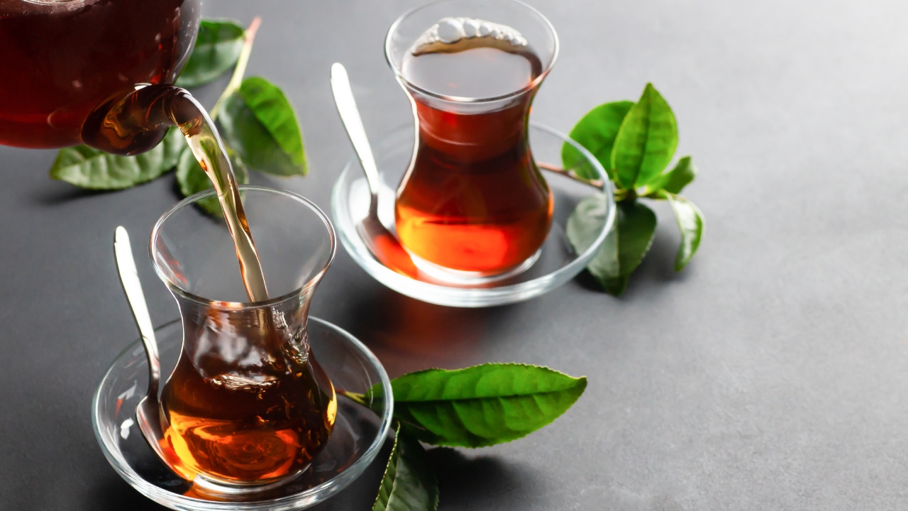 Mortali-tea! Black tea drinking linked to lower risk of dying