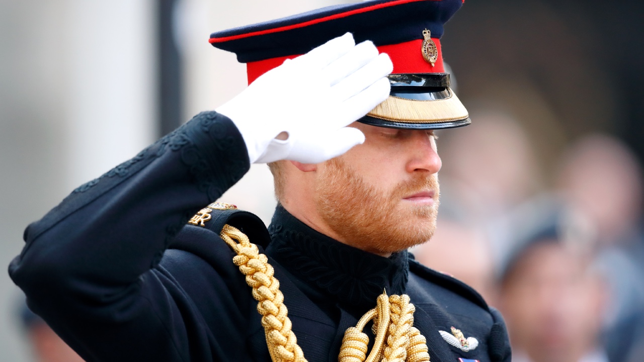 Harry responds to reports of being barred from wearing military uniform
