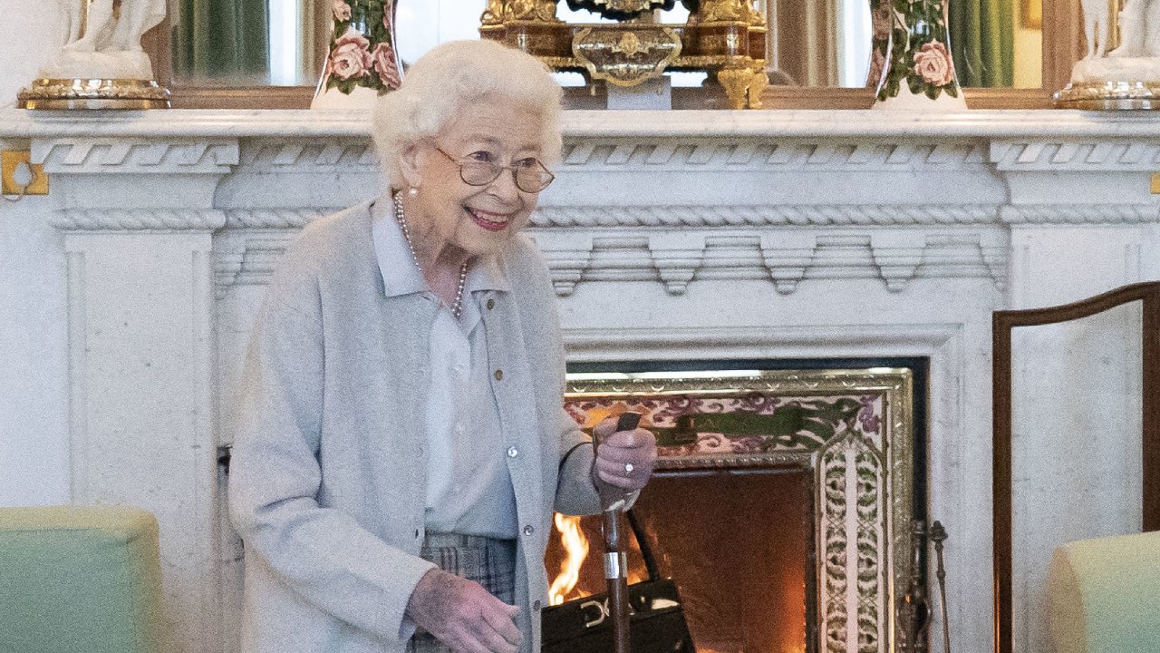 Treasuring the Queen's final official photo
