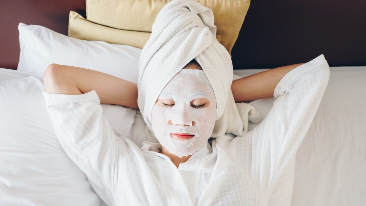 Beauty tips that work while you’re sleeping 