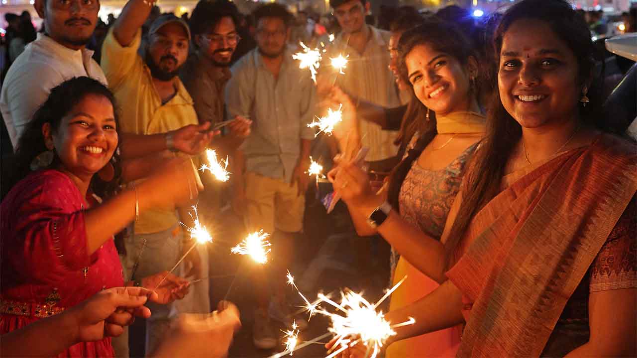 Diwali festivals light up the world