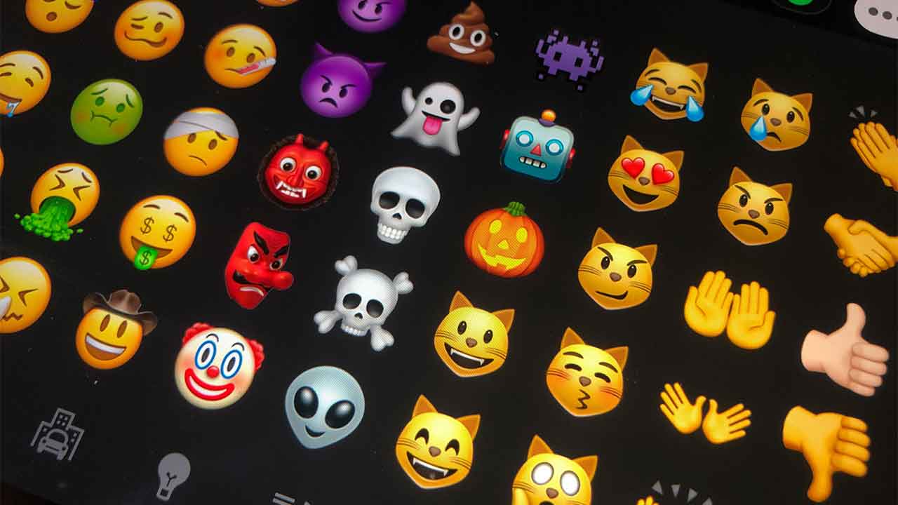 These emojis make you ‘old’ according to Gen Z