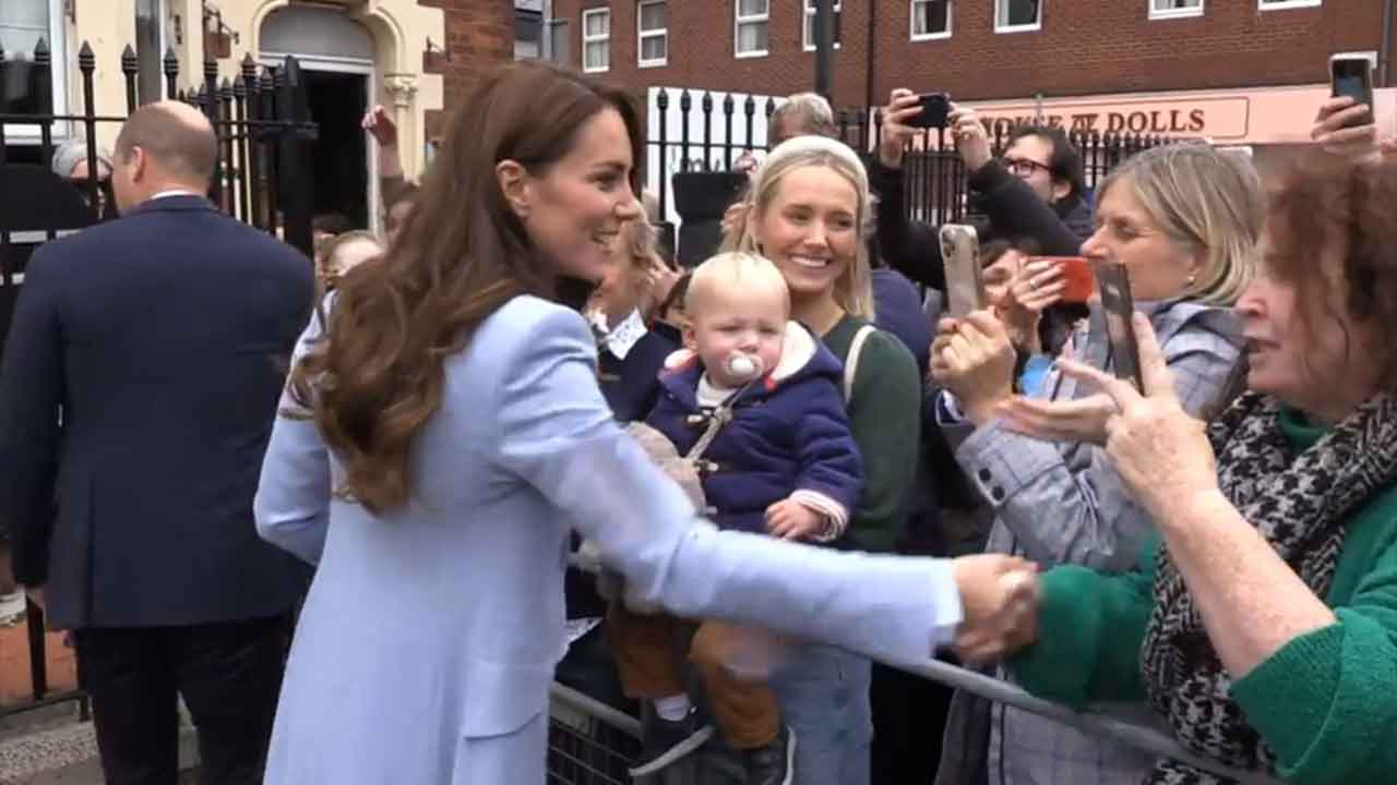 Grace under pressure: Princess Kate heckled in Ireland