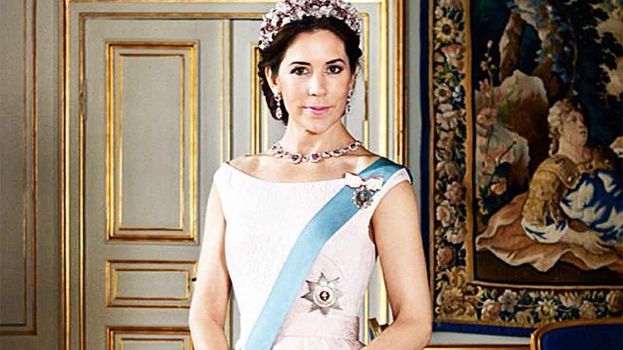 Crown Princess Mary’s iconic Carla Zampatti gown is coming to Australia