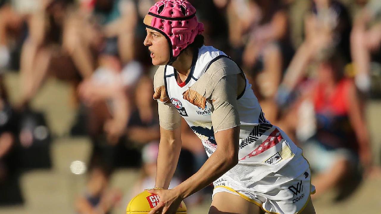 AFLW in shock after star dies at just 28