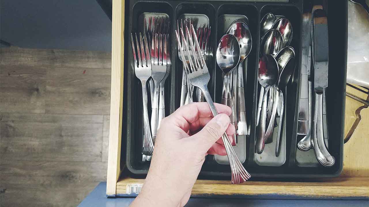How should your cutlery drawer be arranged? Huge debate sparks online