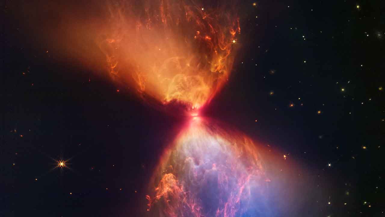 New NASA images capture birth of a star