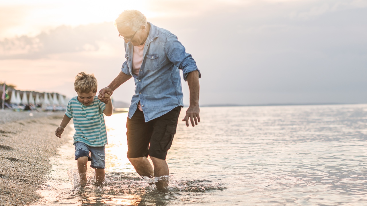 6 essential tips for travelling with grandkids