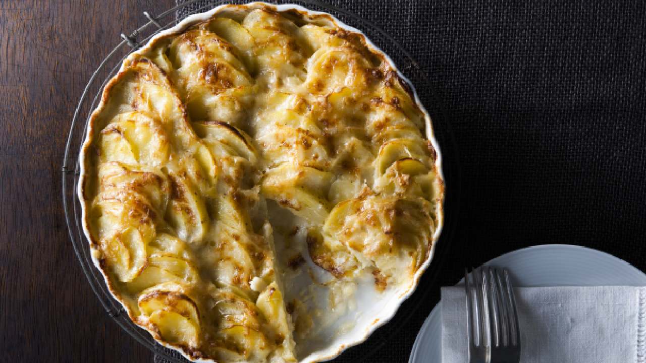 Recipe: Cheesy potato bake