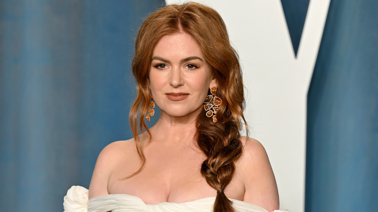 Isla Fisher shares family tragedy
