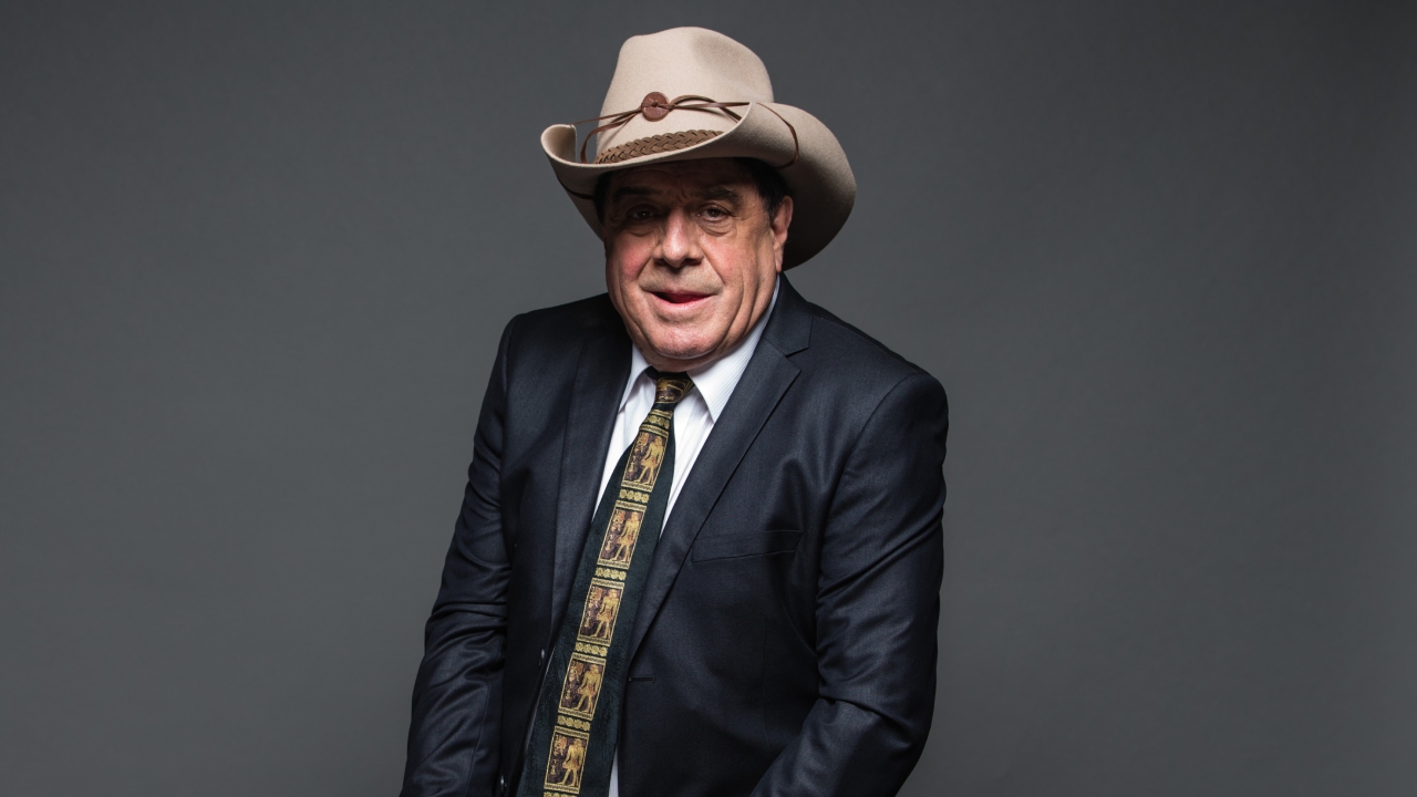 Molly Meldrum at 80: how the ‘artfully incoherent’ presenter changed Australian music – and Australian music journalism