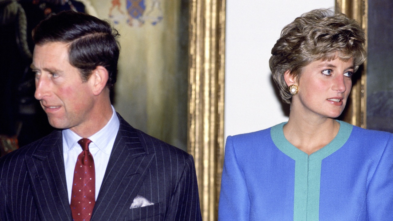 Rare unseen private letters of Princess Diana revealed
