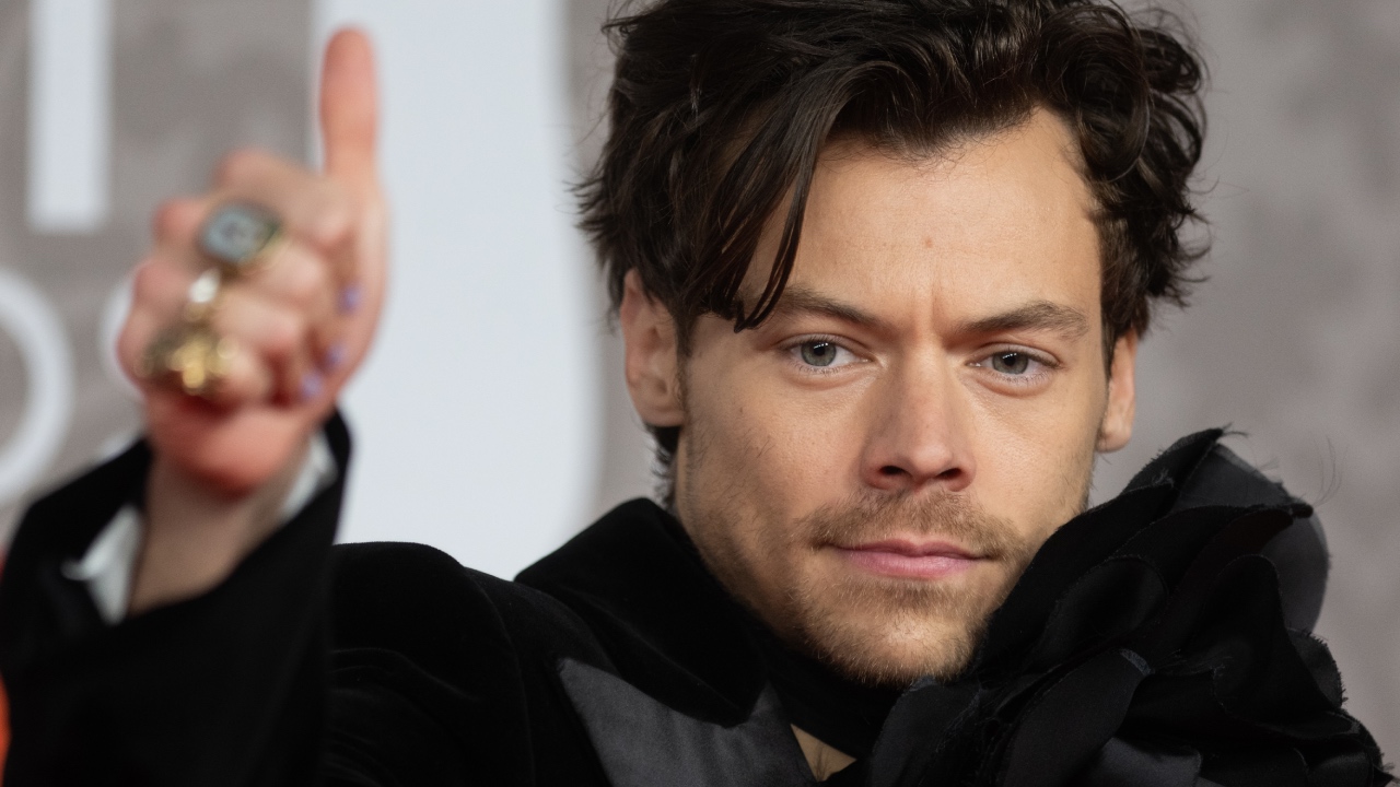 What is a ‘shoey’ and why did Harry Styles do one on stage in Australia?
