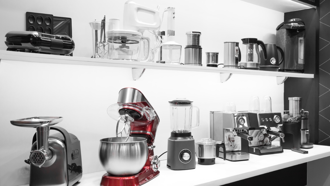 5 kitchen gadgets you need (and 5 you actually don’t)