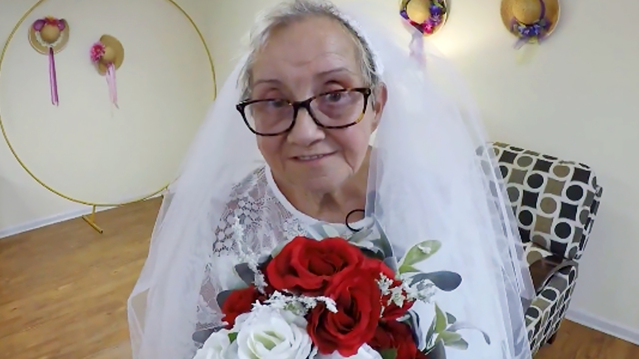 77-year-old woman takes a happy marriage into her own hands 