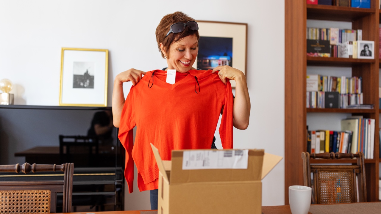 5 essential tips for buying clothes online 
