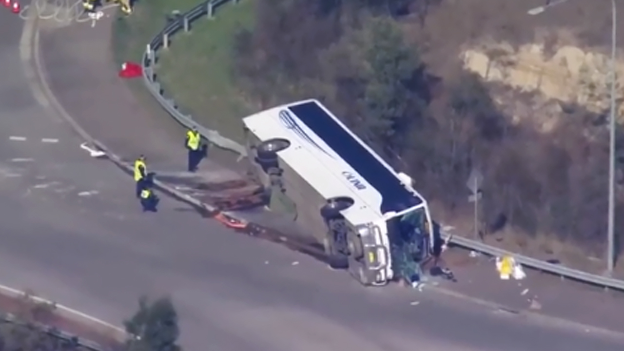 "More than we can bear": Hunter Valley bus crash victims identified