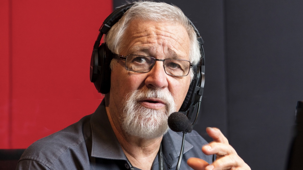 Radio veteran steps down after 34 years on the air