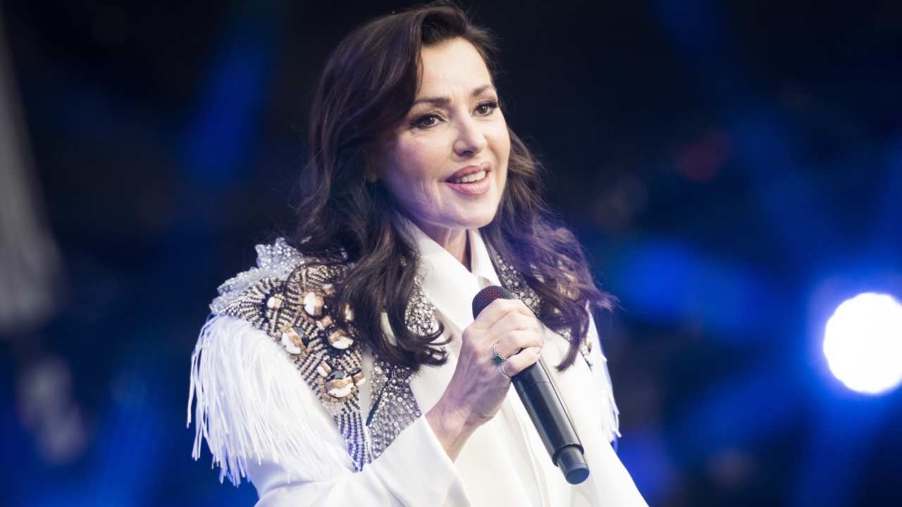 "Health always comes first": Tina Arena's shock announcement