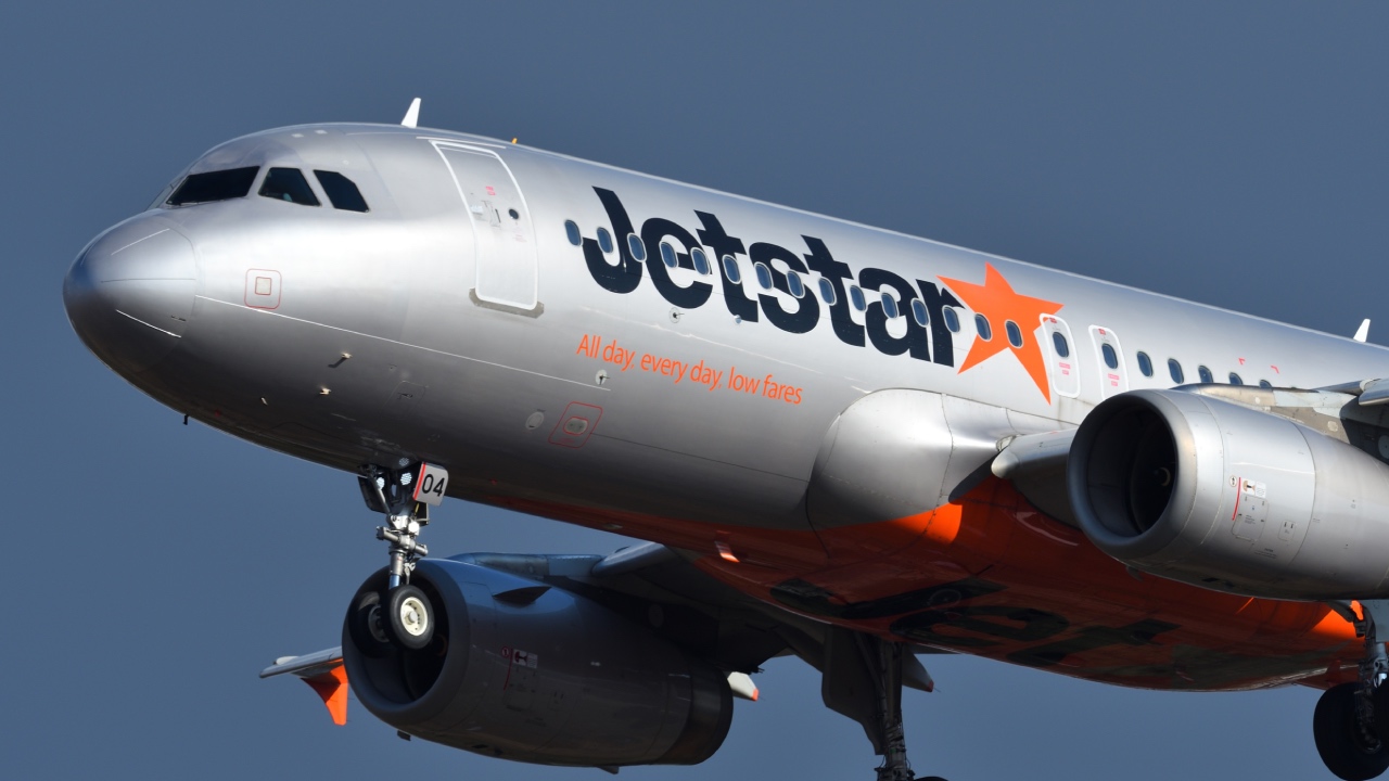 Jetstar announce “free flight” offer