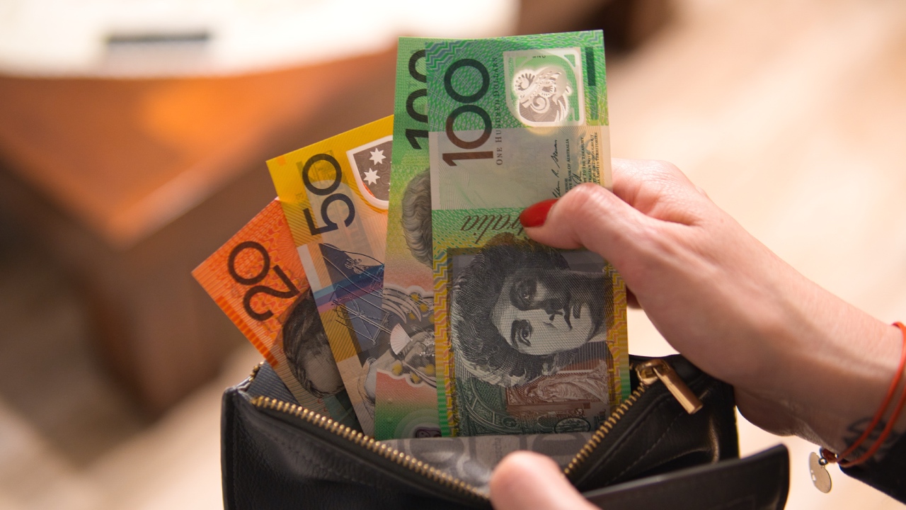 Why millions of Aussies are falling behind on superannuation savings