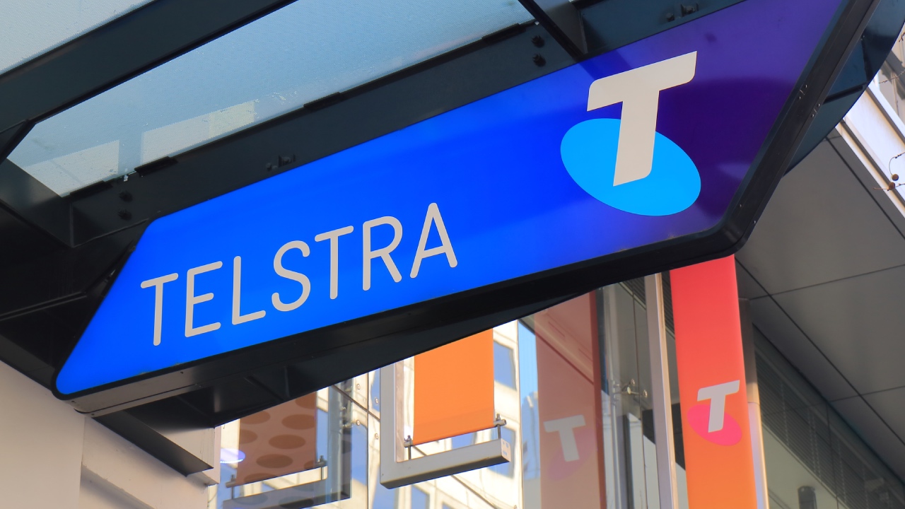 Telstra announces thousands of job losses