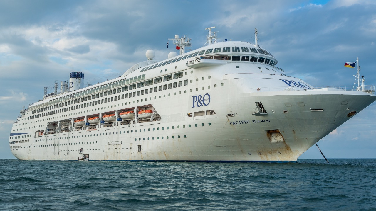 Major Australian cruise line shuts down